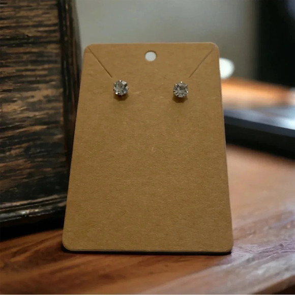 Clear Rhinestone Elegant Stud Earrings - Picture 2 of 5